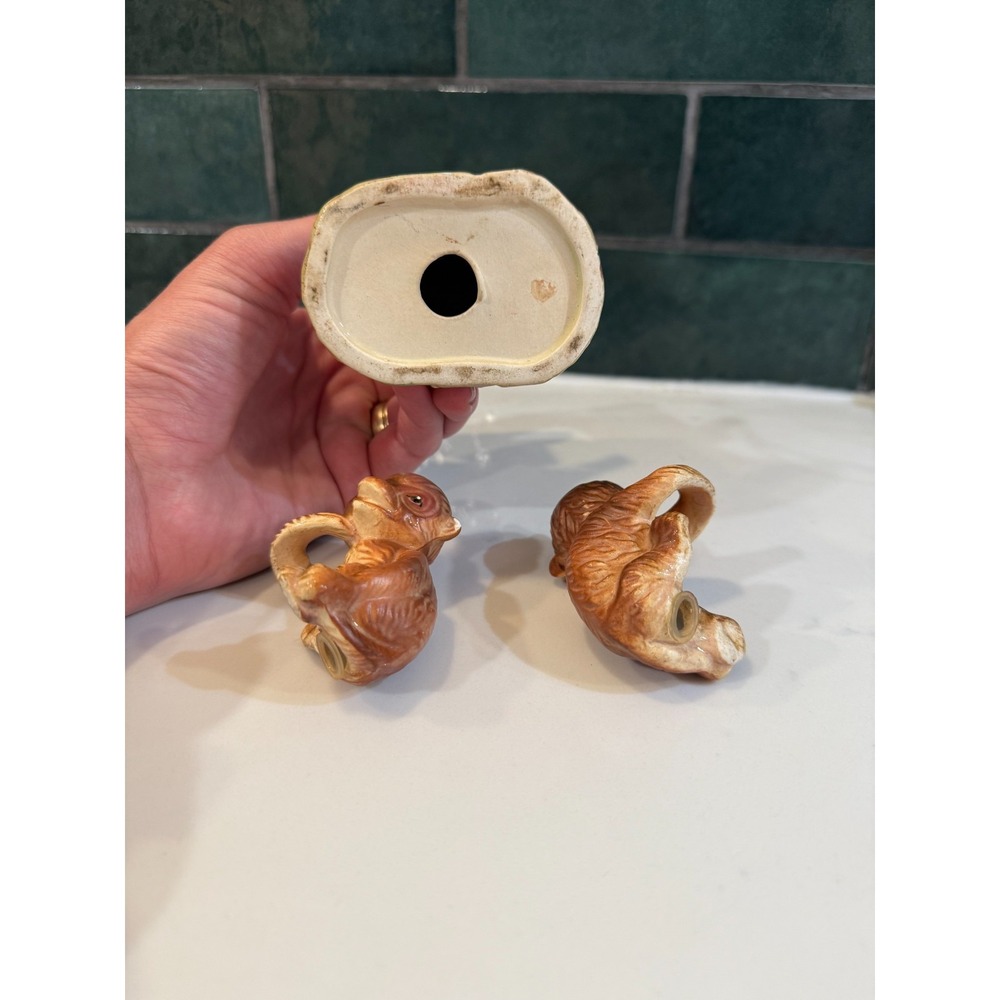 Vintage Porcelain Salt and Pepper Shakers Monkeys Hanging on a tree - Picture 8 of 9